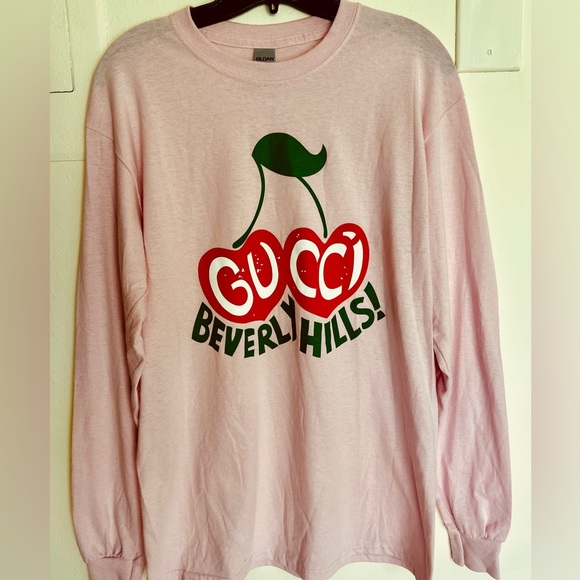 Source Unknown Tops - Long -sleeved t shirt features the "Beverly Hills!" Cherry- Pink oversized